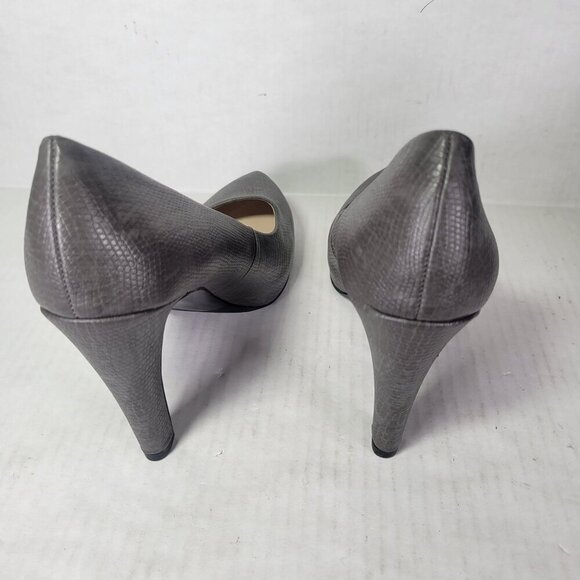 Franco Sarto Cicero Gray Textured Faux Leather High Heels Size 6M - Picture 3 of 8